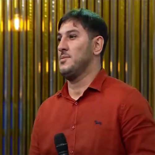 نورلان اوردوبادلی قولاریما ساری چیچییم ساری تلینی